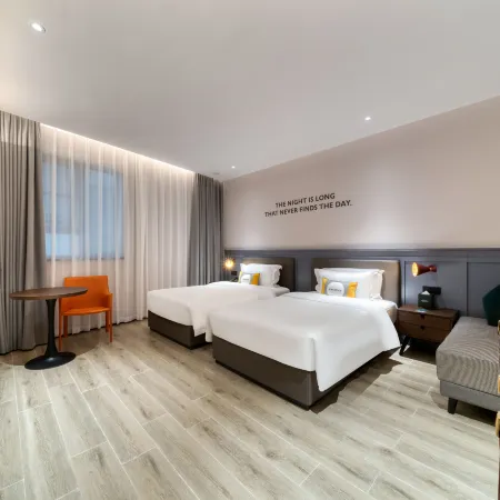 City Select Hotel (Jurong Jiangsu Agricultural and Forestry College Huayang Subway Station)