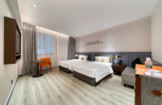 시티 컴포트 프리미어 호텔(쥐룽 장쑤눙린학교 화양지하철역)