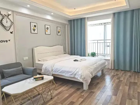 Yichen Feicui Apartment (Ganzhouzhan Juyi Wanda)