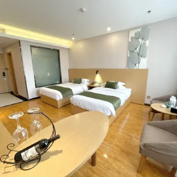 GreenTree Inn Hotel