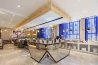 Bestow Hotel (Aolong Square of Urumqi Railway Bureau)