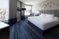 Doubletree by Hilton Montreal Hotels in Montreal