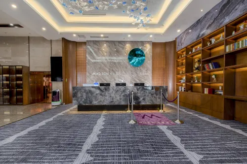 Madison Hotel (Weihai Railway Station) Hotel a Weihai