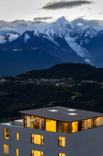 Runjing ·Meri Designer Hotel Hotels near Wunongding Viewing Platform