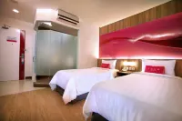 Favehotel LTC Glodok Hotels near Shirothol Mustaqim