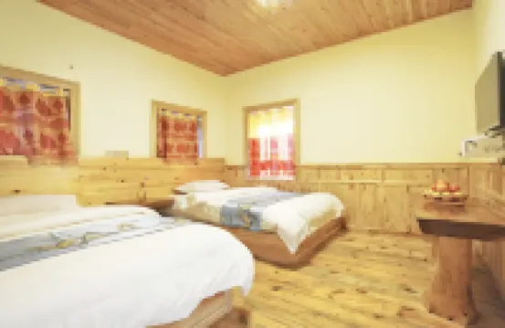 Zhonglu Zangzhai Country Hotel