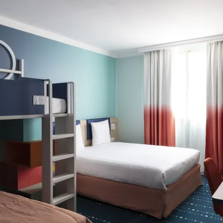 Grand Magic Hotel