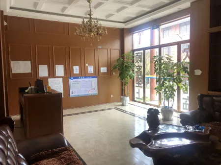 Jianye Hotel Отели рядом с достопримечательностью «Songshan Battle Memorial Hall»