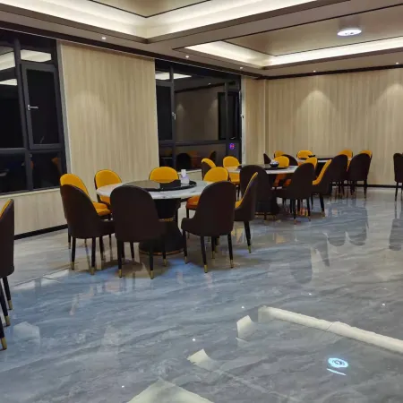 Heqing Shuixiang Chinese Inn