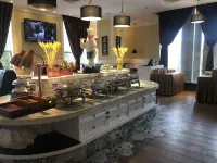 Qionghai Changlong Hotel (Yinhai Zaliang Street) - breakfast