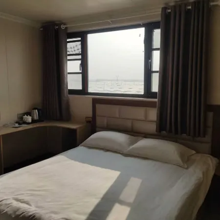 Hanjiang Business Hotel