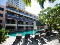 Karon Sea Sands Resort カロン・ナイト・マーケット周辺のホテル