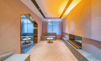 Homeinn Selected Hotel (Shanghai Daning International Circus Subway Station)