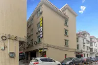 Berries Business Hotel