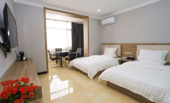 Huating Convenient Hotel