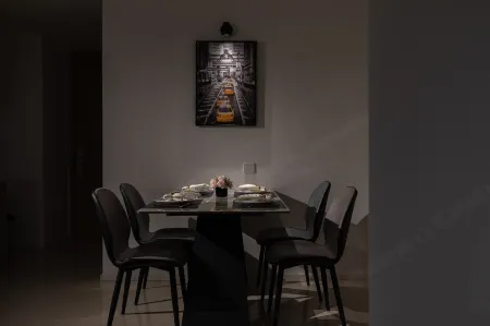 Fengyu  apartment ( Mixc Exhibition ) Отели рядом с достопримечательностью «Xidi Wharf»