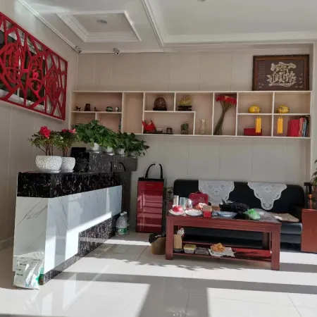 Yunji Hotel