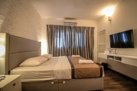 Clock Inn Colombo Отели рядом с достопримечательностью «Парк Вихарамахадеви»