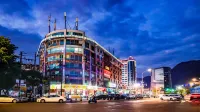 Super 8 Collection Hotel (Fuzhou Fuma Road IKEA) Hotel in zona Qianfotao Tower