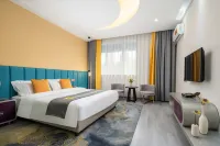 Yuanxi Movie Hotel (Nanning Zoo Guangxi University) - 3-Star