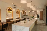 โรงแรมเลอเลิศ - พร้อมอาหารเช้า