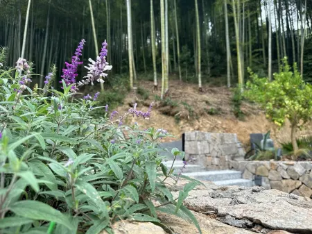 Huazizai Holiday Villa（ Nearby JingShan Temple） Отели рядом с достопримечательностью «Shangougou Scenic Resort»