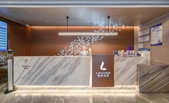 LiFeng hotel(baoding gaobeidianbaigou xincheng hedao international luggage city store)