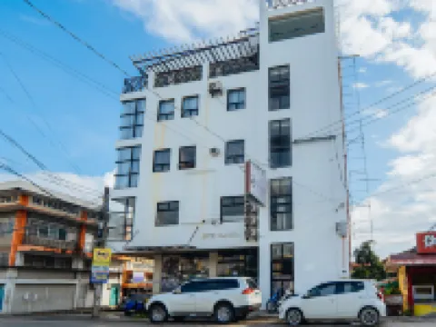 RedDoorz Plus @ Hotel Platinum Occidental Mindoro Hotels in Occidental Mindoro