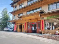 Longji Yunshan residential accommodation (Jiulong Wuhu store) 구이린 룽지 관광 버스 터미널 주변 호텔