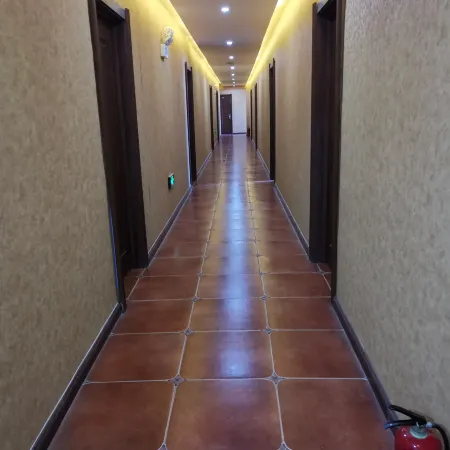 Kulunqi Yuxin Fashion Hotel