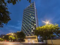 JI Hotel (Nanchang Honggutan Zhujiang Road Subway Station) Hotels near Jiangxi Provincial Museum