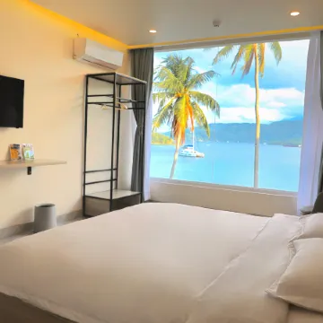 S·HOTEL