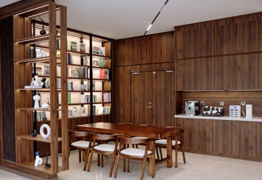 Aifei HoteHotel Overview