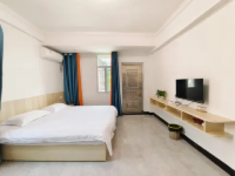 Longhushan Clear Water Bay Homestay Hotels near Shangqing Ancient Town