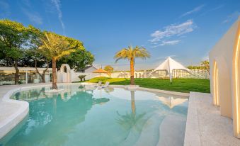 Honey Vacation Manor