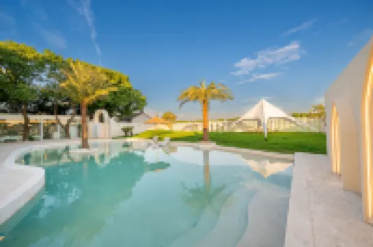 Honey Vacation Manor