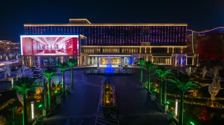 Shandong Ruyia Hotel (Wenting Lake Scenic Area) Отели в г. Чэнву