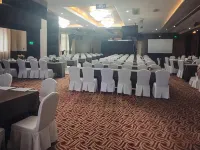 Gumoni | Lakeside See City·Munich-style High-view Hotel (Jiaxiu Tower & Qingyun Market Branch)