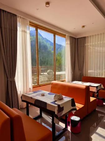 Guanba Tianyi Homestay Отели в г. Пинву