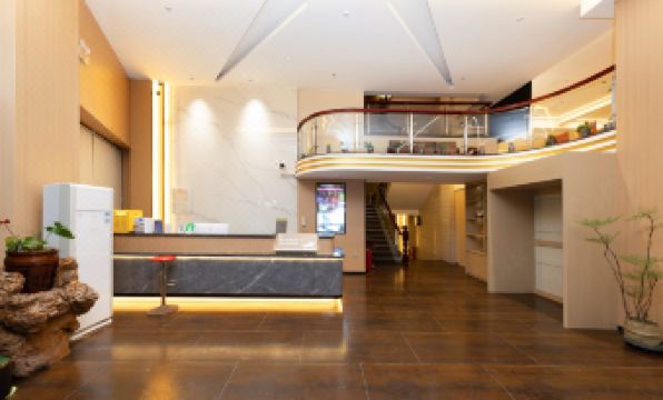 Pingtan Mingyue Lanting Hotel ( Longwangtou Beach)