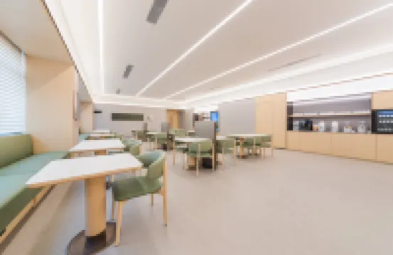 JI Hotel (East Square of Zhengzhou East Railway Station, Baifo South Road)