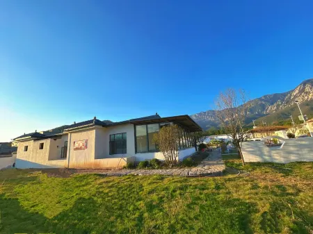 Dengfeng Youlu Homestay (Songshan Scenic Area) Отели в г. Денфен