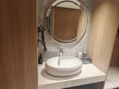 帕羅酒店（倫達廣場店） 樑山酒店