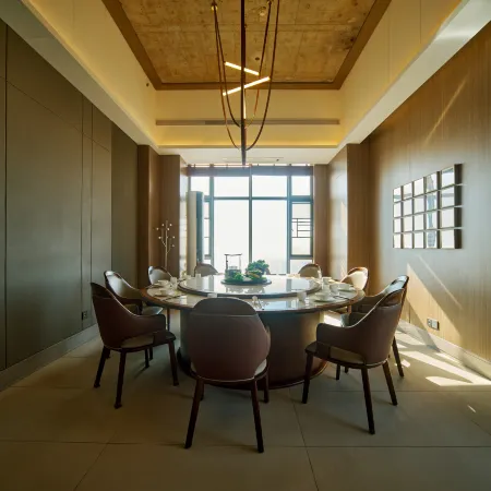 Starwood Future Loft Suite Meisu Hotel (Changsha South Railway Station · Duhua Road Metro Branch)