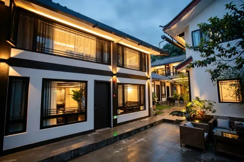 Yuanzhongyuan · Xiangshe Designer's Serene Garden Luxury Accommodation