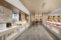 Lavande Hotel (Wuzhou Qilou Town Archway) - فطور
