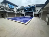 Panzhou Hanhua Garden Hot Spring Hotel - parking