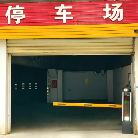 Yueyang Dongfeng Hotel