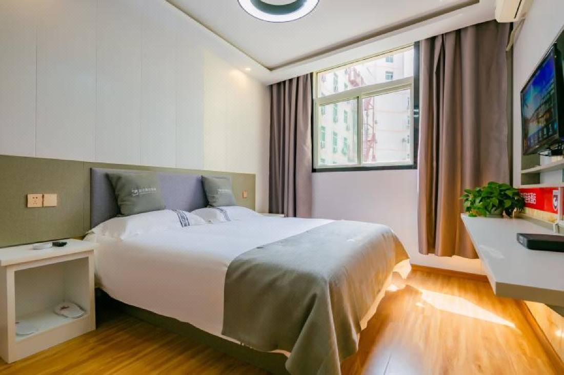 Du Shi 118 Chain Hotel Old Seonggen Seoul Lake Store Xi An Updated 22 Room Price Reviews Deals Trip Com
