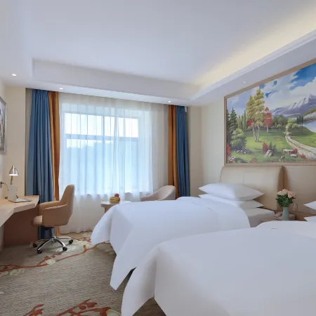 Vienna 3 Best Hotel (Chizhou Shangzhidu Financial Building)